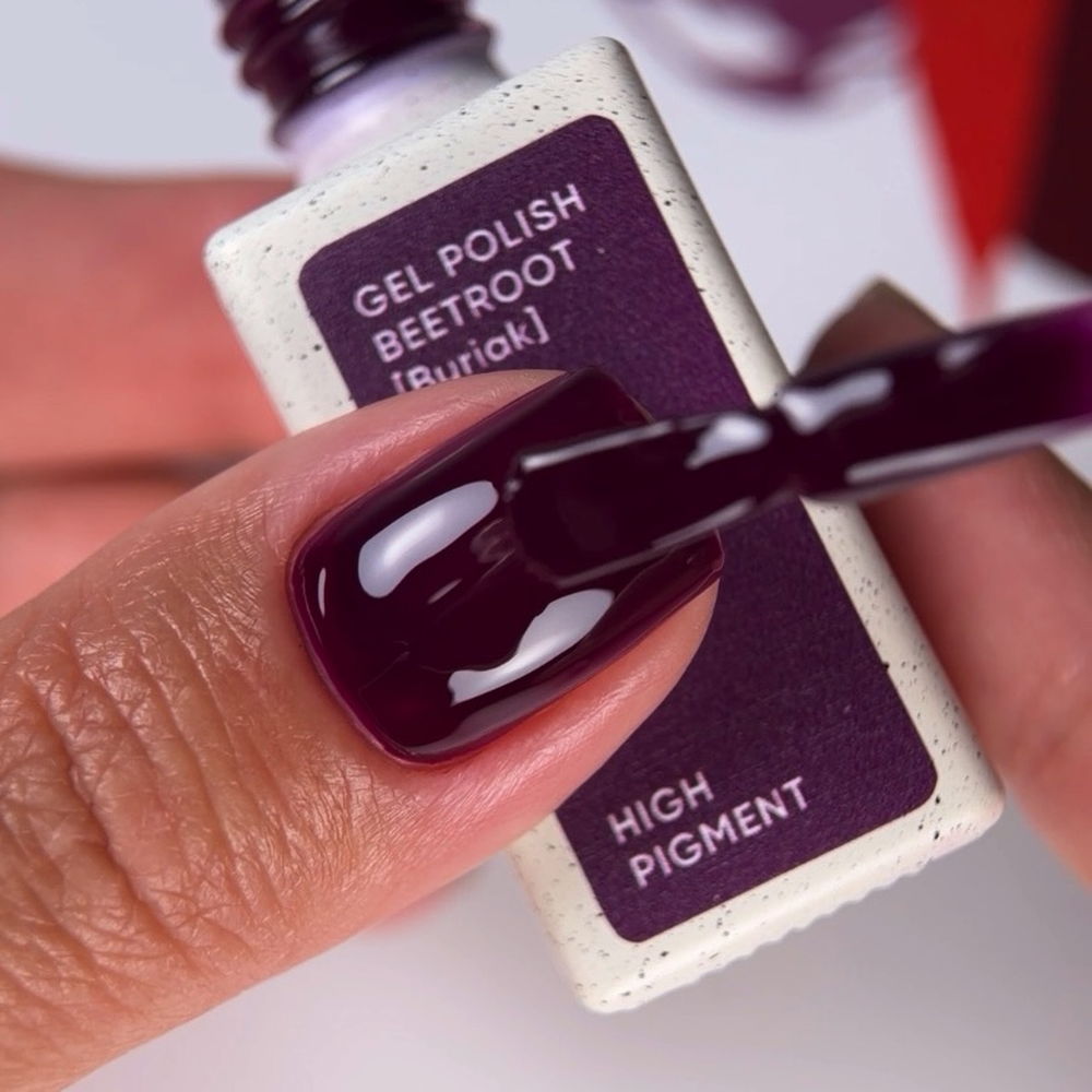 NAILSOFTHEDAY Gellak Beetroot Nr.376, 10 ml